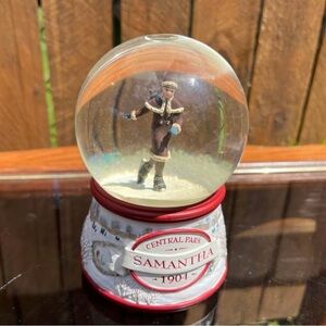 Holiday Snow Globe , American girl collection ( Samantha) Central Park Skater